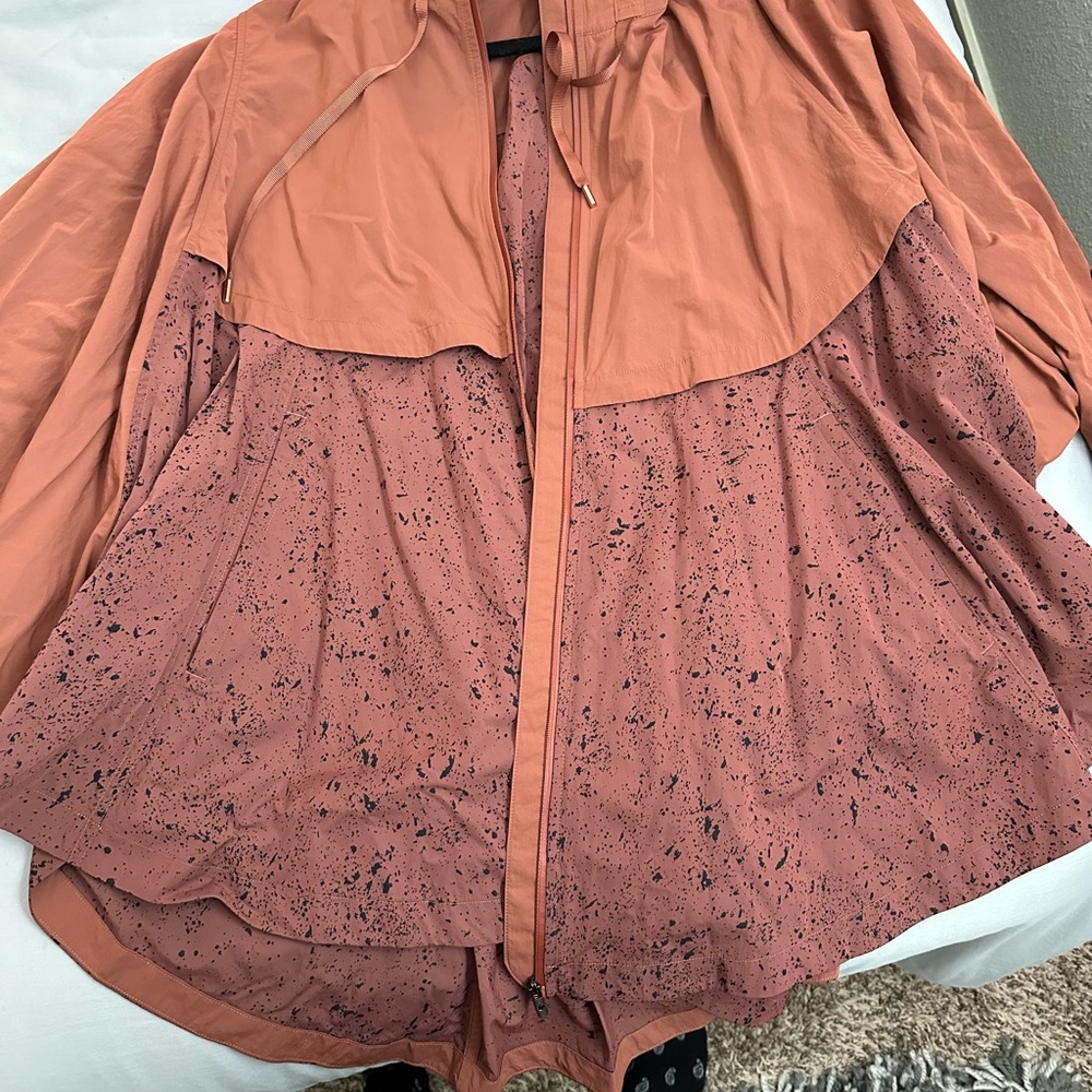 Lululemon ride and reflect jacket soul cycle